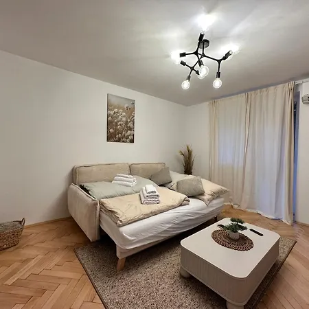 Appartement Mileticova Street, Keyless, Ac