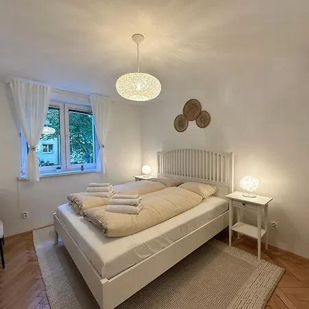 Appartement Mileticova Street, Keyless, Ac Bratislava