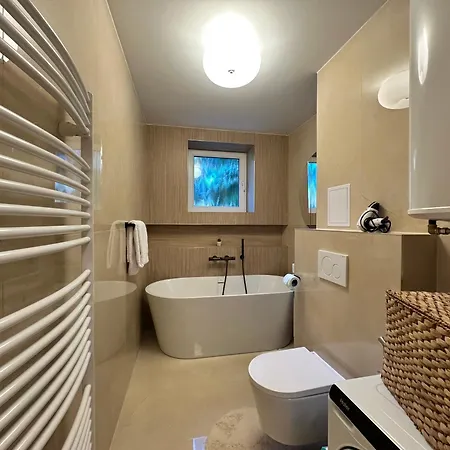 Apartamento Mileticova Street, Keyless, Ac *