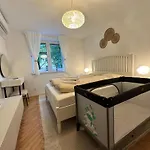 Mileticova Street, Keyless, Ac