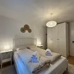 Mileticova Street, Keyless, Ac * Bratislava