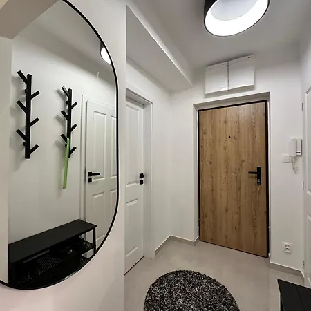 Mileticova Street, Keyless, Ac * Μπρατισλάβα